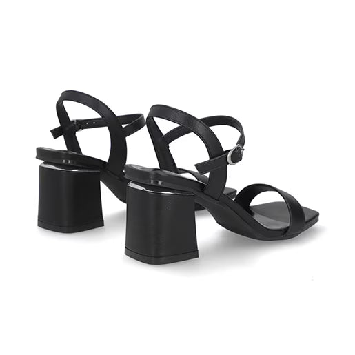 Sandalia Tacón Bajo  para Mujer con detalle metálico Estilo 672501 Negro