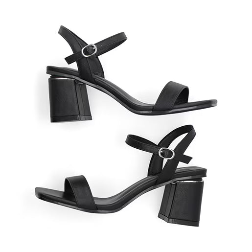 Sandalia Tacón Bajo  para Mujer con detalle metálico Estilo 672501 Negro