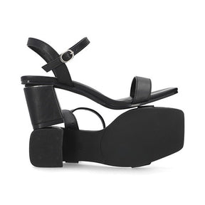 Sandalia Tacón Bajo  para Mujer con detalle metálico Estilo 672501 Negro